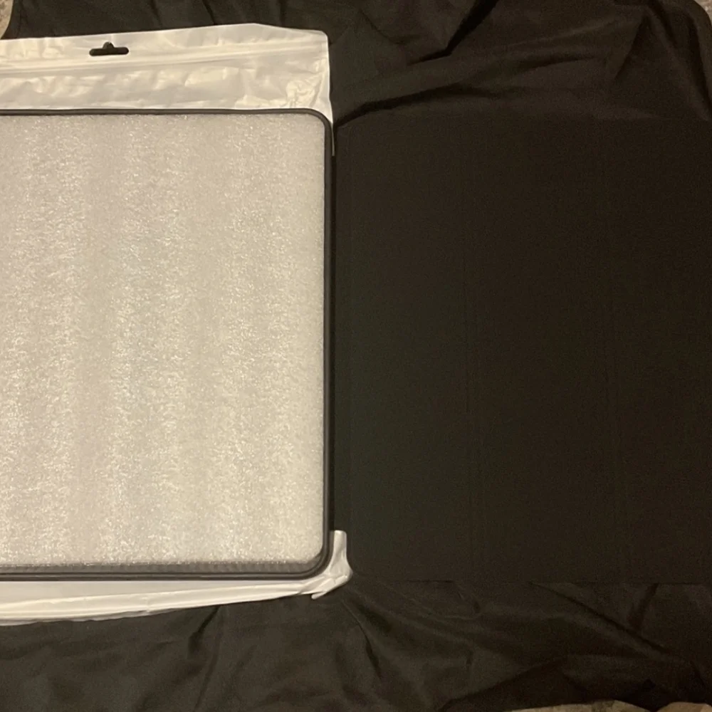 Magnetic iPad Pro 13 inch Case Sleek Black